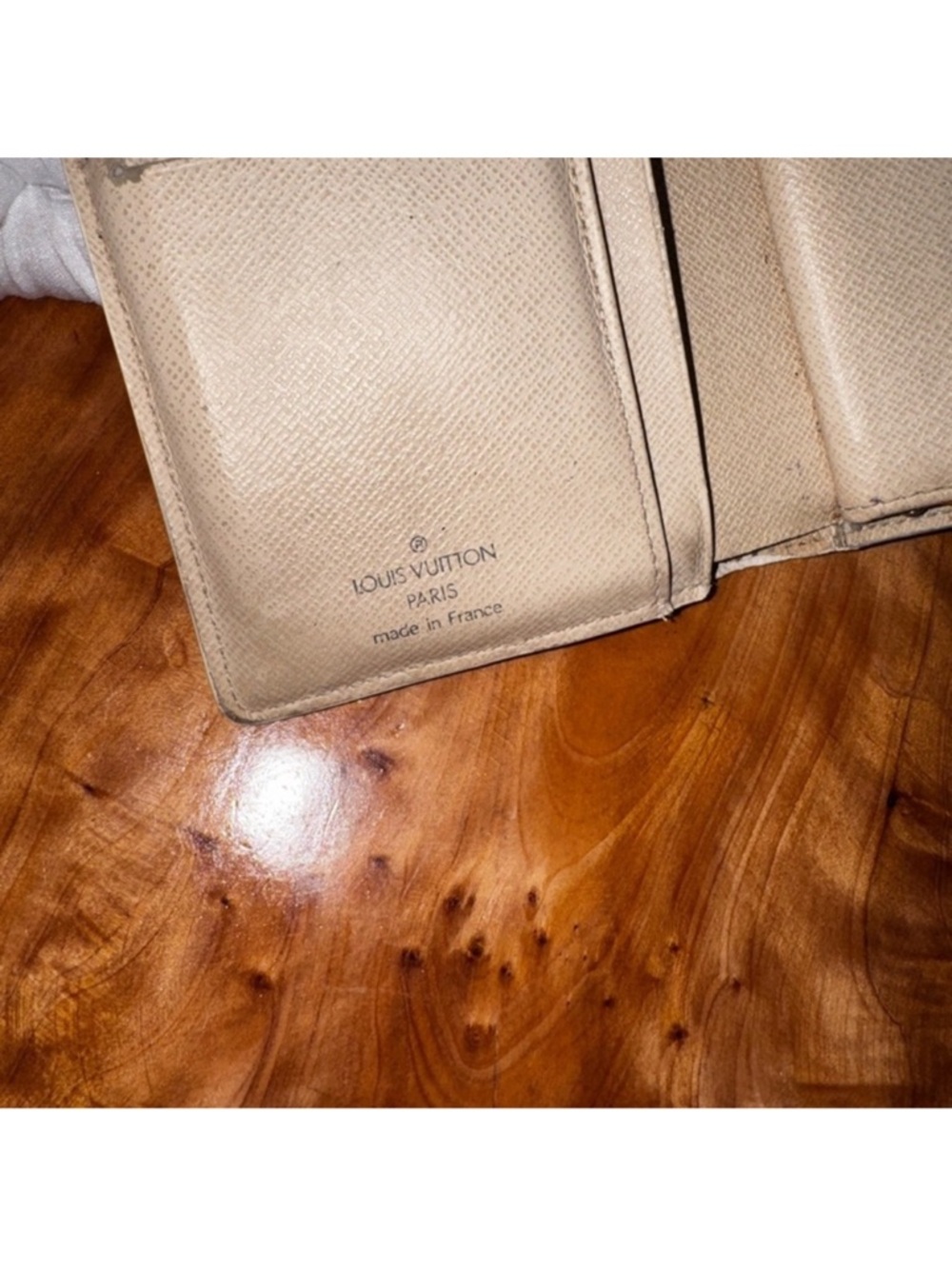 Louis Vuitton
Louis Vuitton French Purse wallet damier From the 2007 Collection - Picture 14 of 15